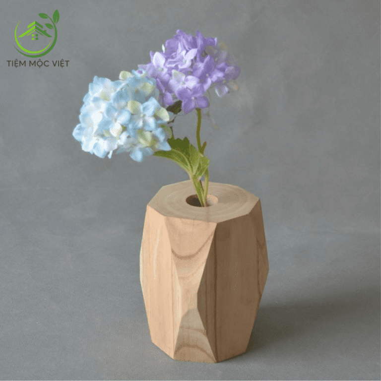 bình hoa bằng gỗ